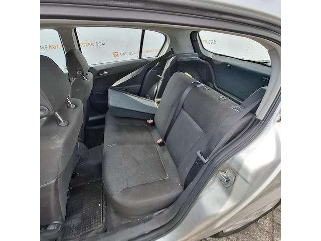 Personenauto opel, astra 1.4 essentia, bouwjaar 2004 - afbeelding 14 van  61