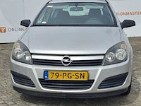 Personenauto opel, astra 1.4 essentia, bouwjaar 2004 - afbeelding 12 van  61