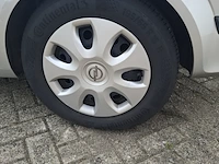 Personenauto opel, astra 1.4 essentia, bouwjaar 2004 - afbeelding 33 van  61