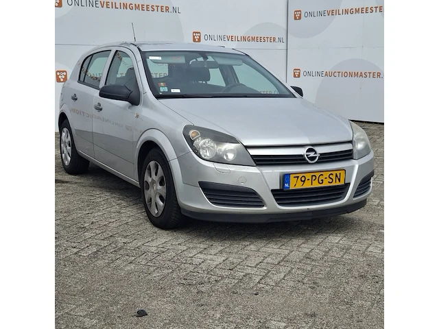 Personenauto opel, astra 1.4 essentia, bouwjaar 2004 - afbeelding 23 van  61