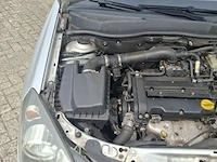 Personenauto opel, astra 1.4 essentia, bouwjaar 2004 - afbeelding 37 van  61