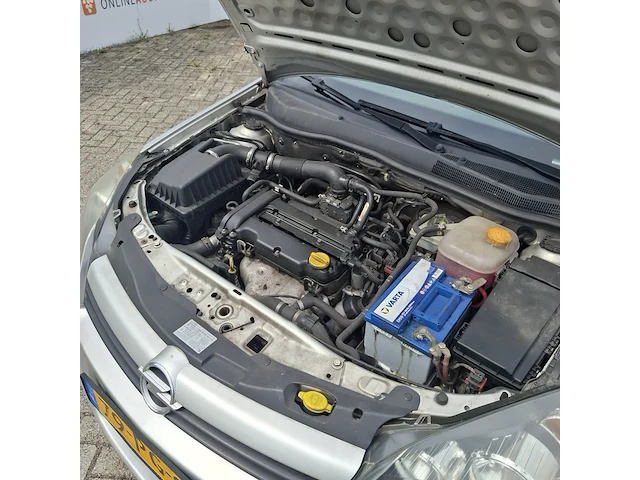 Personenauto opel, astra 1.4 essentia, bouwjaar 2004 - afbeelding 40 van  61