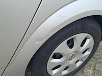 Personenauto opel, astra 1.4 essentia, bouwjaar 2004 - afbeelding 42 van  61