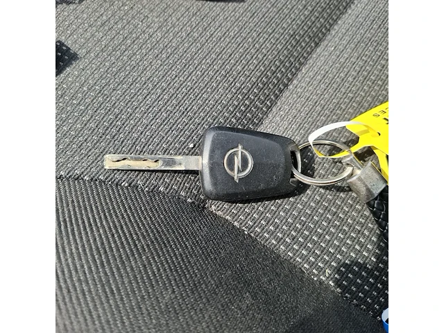 Personenauto opel, astra 1.4 essentia, bouwjaar 2004 - afbeelding 57 van  61