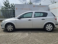 Personenauto opel, astra 1.4 essentia, bouwjaar 2004 - afbeelding 60 van  61