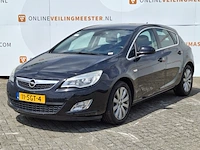 Personenauto opel, astra 1.4 turbo cosmo, bouwjaar 2011 - afbeelding 1 van  35
