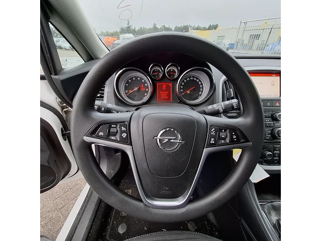 Personenauto opel, astra 1.4, wit, bouwjaar 2014 - afbeelding 12 van  48