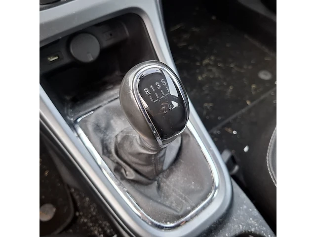 Personenauto opel, astra 1.4, wit, bouwjaar 2014 - afbeelding 20 van  48