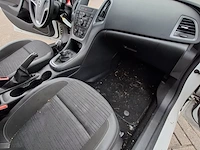 Personenauto opel, astra 1.4, wit, bouwjaar 2014 - afbeelding 29 van  48