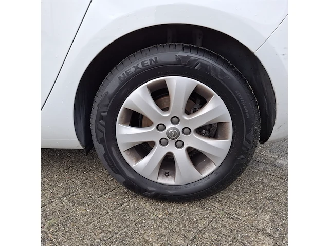 Personenauto opel, astra 1.4, wit, bouwjaar 2014 - afbeelding 33 van  48