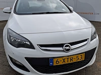 Personenauto opel, astra 1.4, wit, bouwjaar 2014 - afbeelding 37 van  48