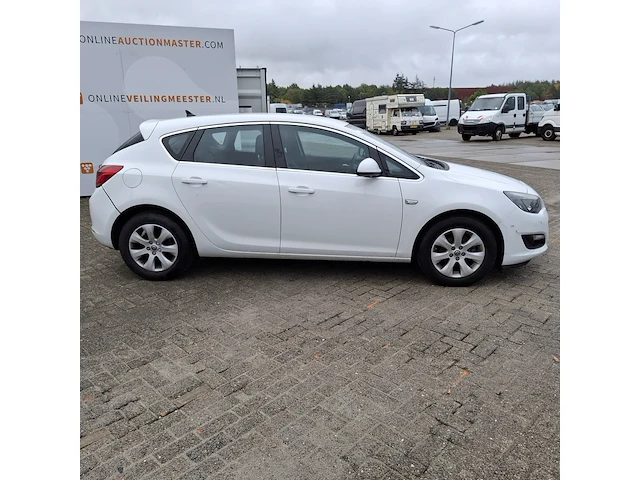 Personenauto opel, astra 1.4, wit, bouwjaar 2014 - afbeelding 4 van  48