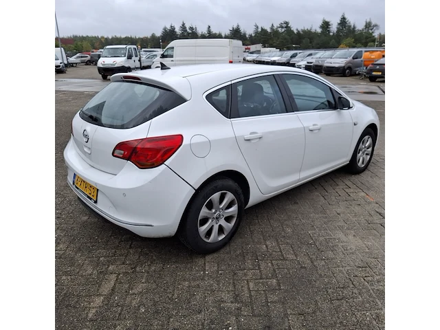 Personenauto opel, astra 1.4, wit, bouwjaar 2014 - afbeelding 5 van  48