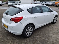 Personenauto opel, astra 1.4, wit, bouwjaar 2014 - afbeelding 5 van  48