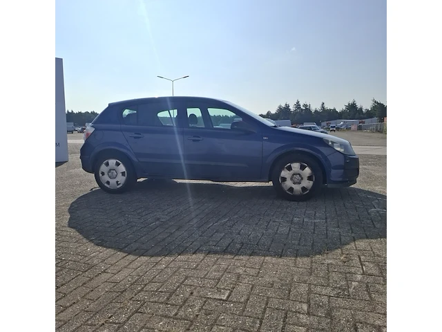 Personenauto, opel, astra 1.6 enjoy , 2005 - afbeelding 31 van  35