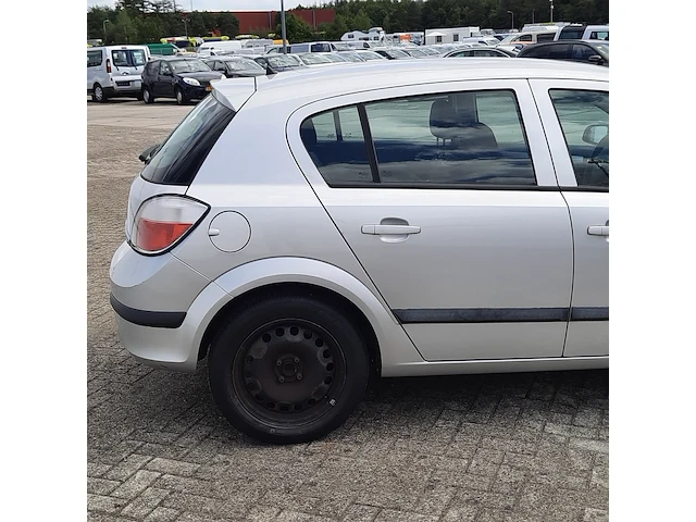 Personenauto opel, astra 1.6 enjoy, bouwjaar 2005 - afbeelding 2 van  57