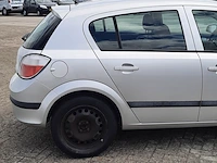 Personenauto opel, astra 1.6 enjoy, bouwjaar 2005 - afbeelding 2 van  57