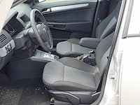 Personenauto opel, astra 1.6 enjoy, bouwjaar 2005 - afbeelding 16 van  57