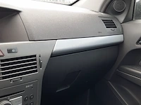 Personenauto opel, astra 1.6 enjoy, bouwjaar 2005 - afbeelding 33 van  57
