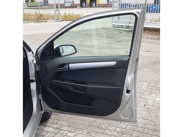 Personenauto opel, astra 1.6 enjoy, bouwjaar 2005 - afbeelding 46 van  57