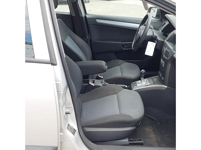 Personenauto opel, astra 1.6 enjoy, bouwjaar 2005 - afbeelding 48 van  57