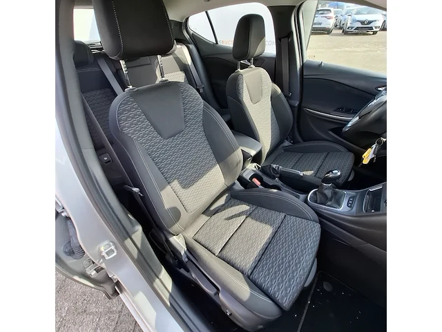 Personenauto opel, astra 1.6cdti, bouwjaar 2019 - afbeelding 31 van  46