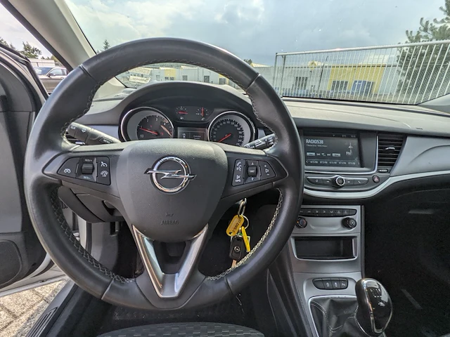 Personenauto opel, astra 1.6cdti, bouwjaar 2019 - afbeelding 6 van  46