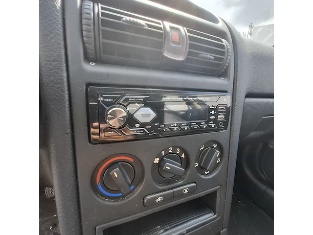 Personenauto opel, astra 1.6gl, bouwjaar 2002 - afbeelding 10 van  29