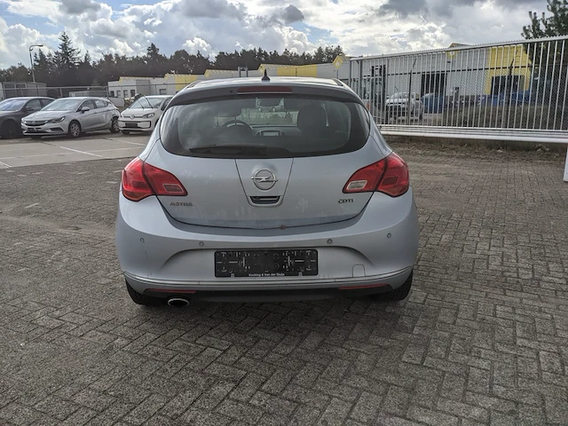 Personenauto, opel, astra, 2014 - afbeelding 61 van  63