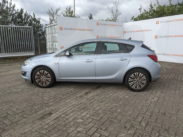 Personenauto, opel, astra, 2014 - afbeelding 63 van  63
