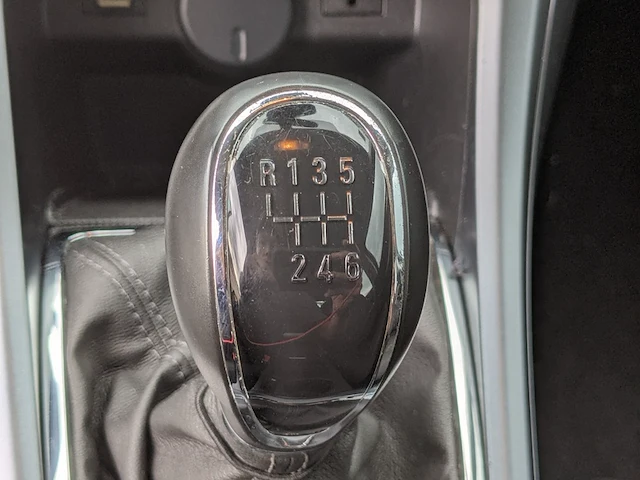 Personenauto, opel, astra, 2015 - afbeelding 38 van  62