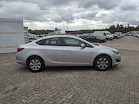 Personenauto, opel, astra, 2015 - afbeelding 45 van  62