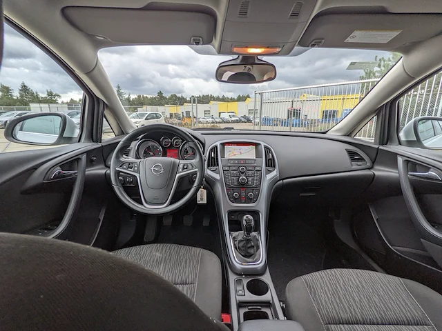 Personenauto, opel, astra, 2015 - afbeelding 13 van  62