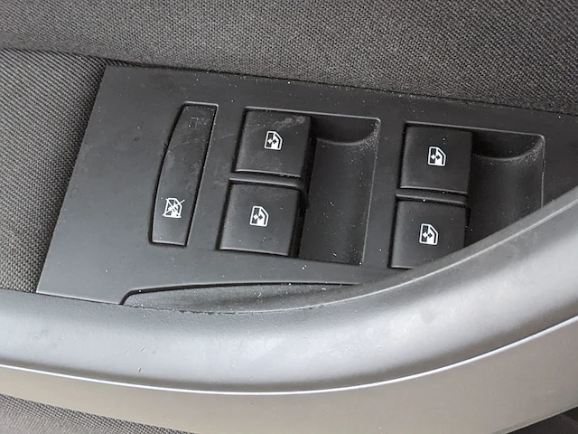 Personenauto, opel, astra, 2015 - afbeelding 34 van  62