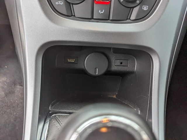 Personenauto, opel, astra, 2015 - afbeelding 44 van  62