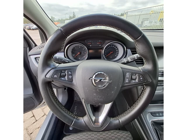 Personenauto, opel, astra, 2018 - afbeelding 13 van  37
