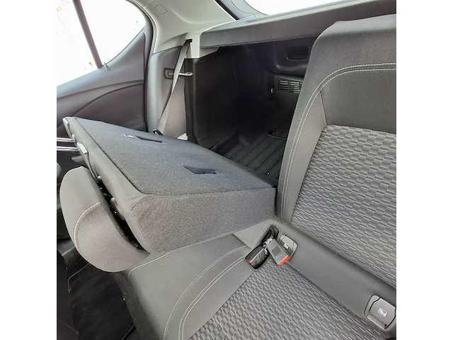 Personenauto, opel, astra, 2018 - afbeelding 18 van  37