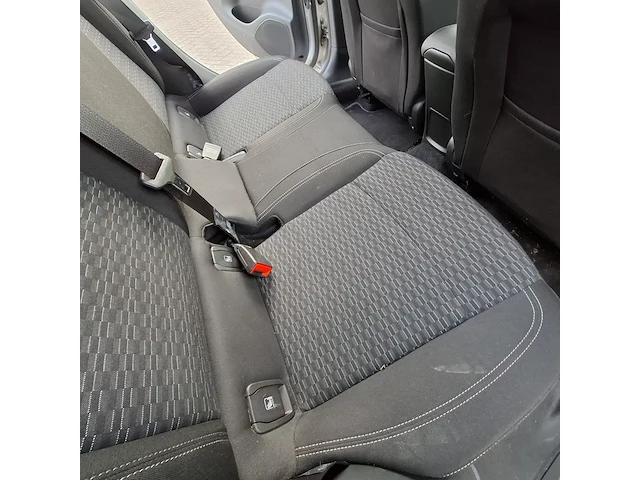 Personenauto, opel, astra, 2018 - afbeelding 21 van  37