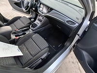 Personenauto, opel, astra, 2018 - afbeelding 22 van  37