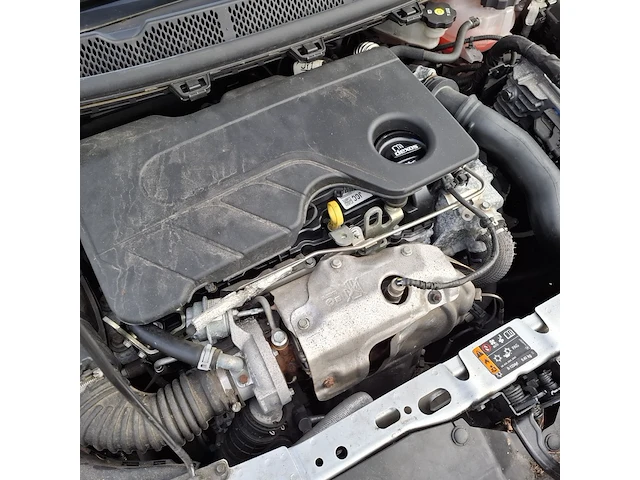 Personenauto, opel, astra, 2018 - afbeelding 32 van  37