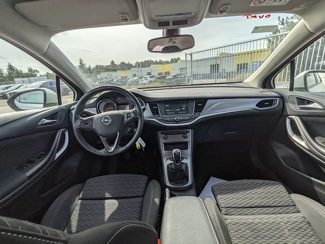 Personenauto, opel, astra, 2019 - afbeelding 16 van  49