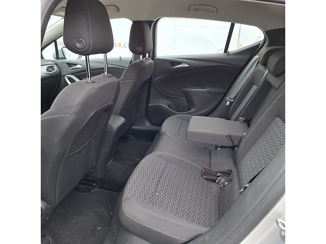 Personenauto, opel, astra, 2019 - afbeelding 41 van  50
