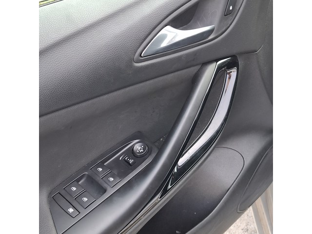 Personenauto, opel, astra, 2019 - afbeelding 7 van  49