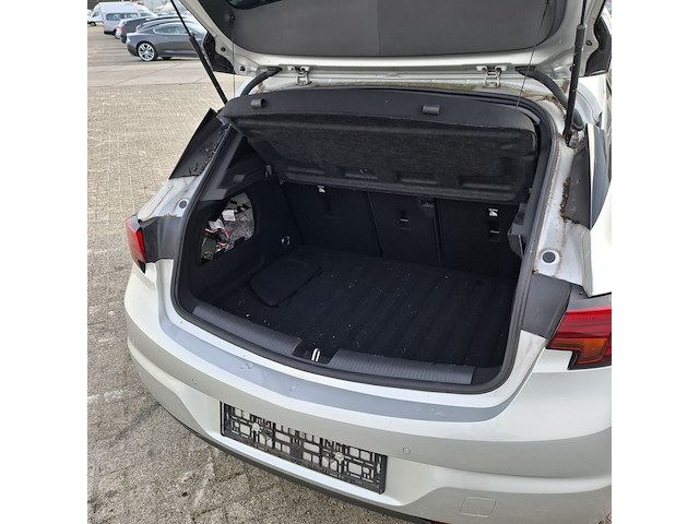 Personenauto, opel, astra, 2019 - afbeelding 25 van  49