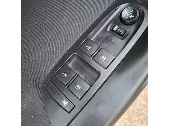 Personenauto, opel, astra, 2019 - afbeelding 13 van  23