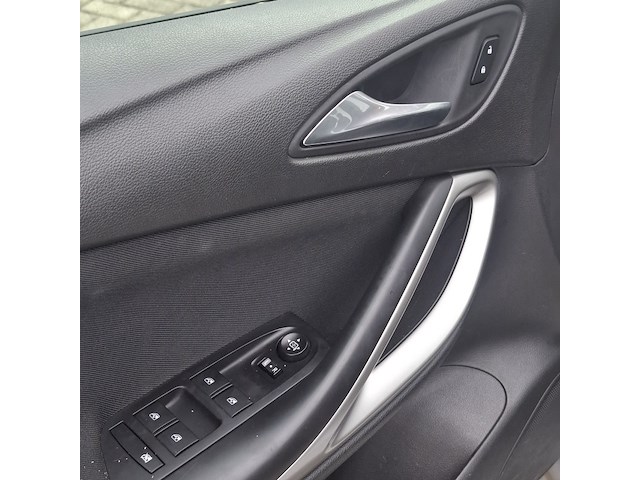 Personenauto, opel, astra, 2019 - afbeelding 7 van  36