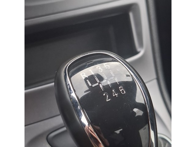 Personenauto, opel, astra, 2019 - afbeelding 18 van  36