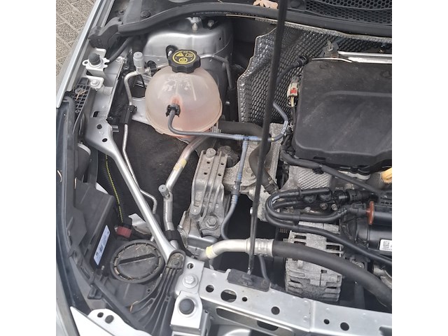 Personenauto, opel, astra, 2019 - afbeelding 28 van  36