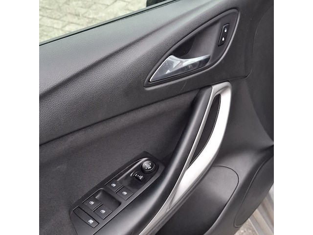 Personenauto, opel, astra, 2020 - afbeelding 7 van  43