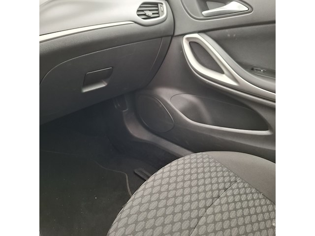 Personenauto, opel, astra, 2020 - afbeelding 19 van  43